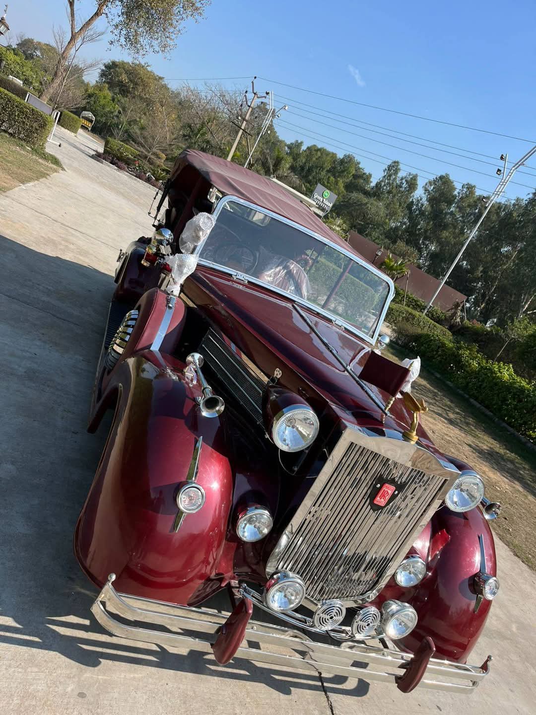 Silver Jubilee Royal Cabriolet modified vintage wedding car by Gappu Baggi Saharanpur